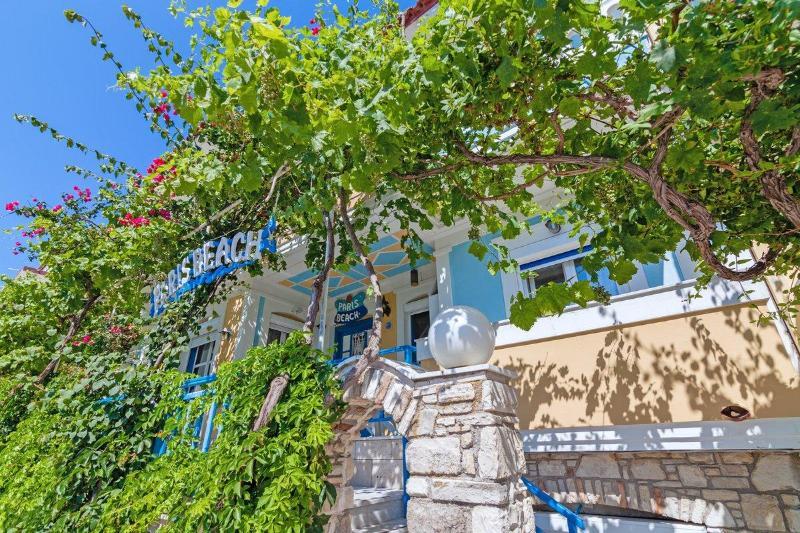 Paris Beach Hotel イライオン エクステリア 写真