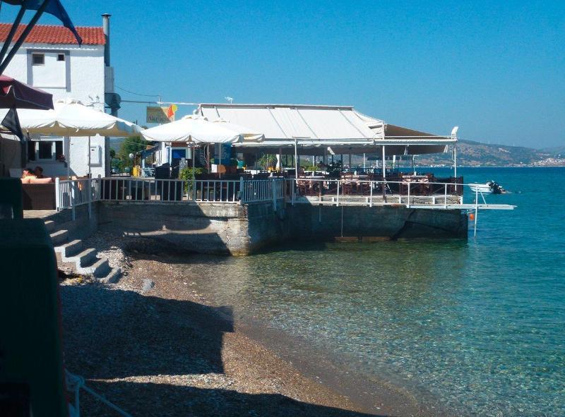 Paris Beach Hotel イライオン エクステリア 写真